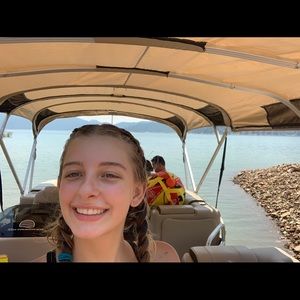 Meet your Posher, Athena